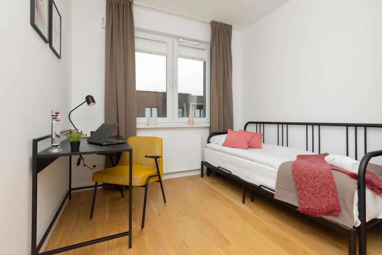 Trendy & Spacious 3-Room Apartament Warsaw Wilanow By Noclegi Renters Exteriör bild